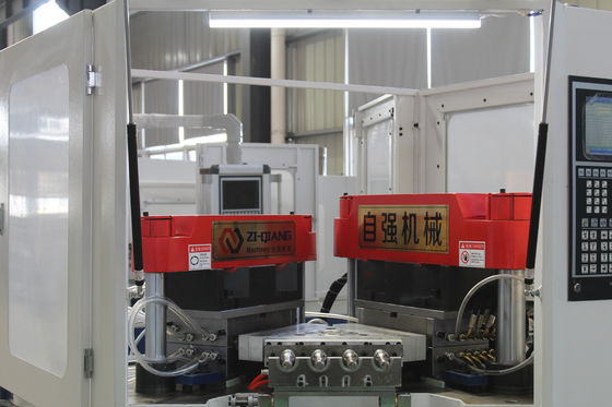 Máquina de moldeo por inyección-soplado ZQ80: Una solución de producción masiva de bajo consumo impulsada por tecnología de sincronización de precisión